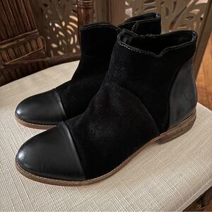 ROAN — Elegant Black Leather and Suede Ankle Boots